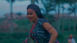 Hussaini M Pizzah  Yar Fulani Official Video Hausa Latest [upl. by Ridan359]