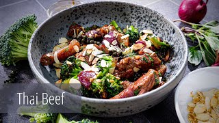 Rindfleisch mit Zwiebeln und grünem Pfeffer Thai Beef Rezept [upl. by Toulon]