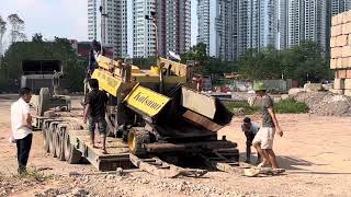 Loading wheel asphalt paver [upl. by Swamy213]