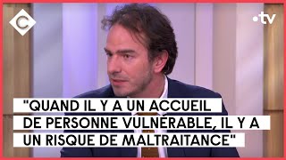 Maltraitances dans les crèches  un rapport accablant  C à Vous  12042023 [upl. by Froehlich]