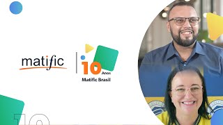 A Década Matific 10  Conheça a história de André e Evelyn [upl. by Yatnahs]