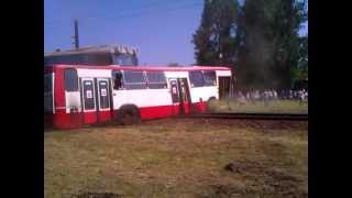 Sosnowiec  pociąg wjeżdża w autobus [upl. by Anale97]