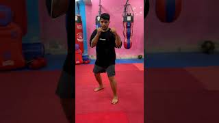 Hook crops hook 😱🥊 boxing combattechniques combatsport mma combatskills martialart tutorial [upl. by Theresa]