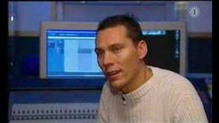 Tiesto In studio [upl. by Nnylhtak]