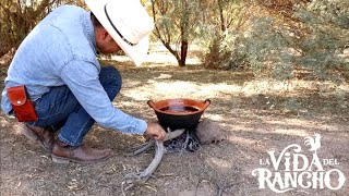 Como hacer Frijoles con Elote en el campo Receta [upl. by Emarie]