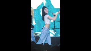 조아 ZOA Weeekly 위클리  Hello  After School 4K 세로 직캠 240521 서울시립대 축제 [upl. by Chucho]