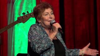 Helen Reddy sings quotI Am Womanquot at the Arcada Theater [upl. by Sadie]