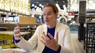 Interview Daan Roosegaarde over zijn bedrijf Studio Roosegaarde [upl. by Eudoxia]