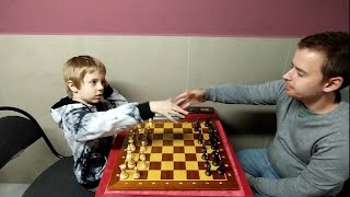 Yunker German Tweedledum1739 VS Pashkevich Evgeniy 1863  Yunker Chess amp CO  Blitz [upl. by Oirram]