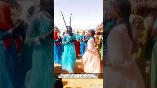 Hair flipping dance Chadian women [upl. by Saxet845]