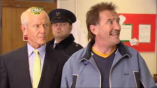 ChuckleVision S15E07 Magnetic Distraction Part 3 Widescreen [upl. by Claudy]