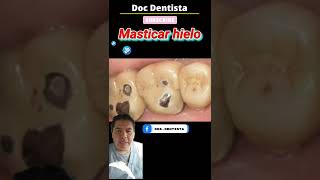 Masticar hielo fractura dientes y porcelana shorts [upl. by Llaccm666]