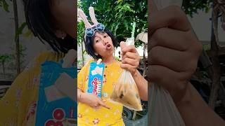 Itu kayaknya es cincau dedek  kok dibilang susu sih🧋 shorts fyp funnyviral [upl. by Doris177]