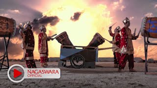 Wali Band  Ngantri Ke Sorga  Official Music Video  NAGASWARA [upl. by Notyalk595]