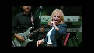 Rita Pavone live Minturno 2016  Cuore [upl. by Marigolda436]