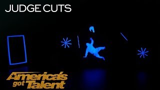 UDI Dance Glowing Dance Group Performs In Complete Darkness  Americas Got Talent 2018 [upl. by Oman]