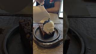 Sizzling Brownie dessert dessertrecipes foodblogger 😁 vanilla trendingshorts [upl. by Sisenej]