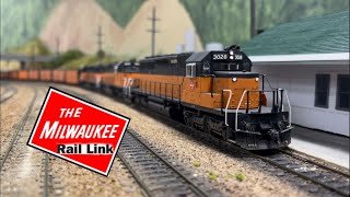 EMD’s battle Loop Creek canyon  Milwaukee Road in HO scale [upl. by Yelsehc]