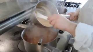 Cours de cuisine Sauce bordelaise [upl. by Ruscher610]