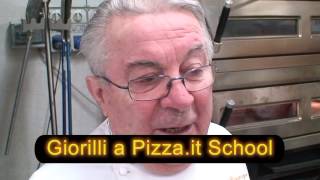 Il quotguruquot Piergiorgio Giorilli docente alla Pizza it School [upl. by Cherrita]