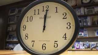 How To Setup an Analog Atomic Wall Clock [upl. by Konrad25]