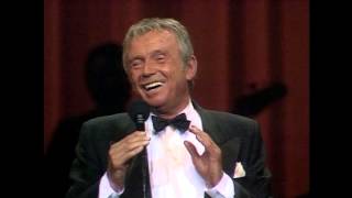 Toon Hermans  One Man Show 1984  De ontmoeting [upl. by Adnoryt973]