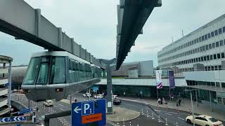 Skytrain Düsseldorf Erlebe die Fahrt zum Flughafen Düsseldorf – Komfort und Effizienz [upl. by Navonod]