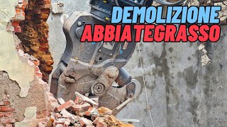 Demolizione cantiere Abbiategrasso [upl. by Ybba]