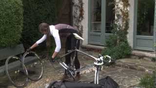 How to pack the AeroComfort 20 TSA Bike Bag by Scicon [upl. by Abby864]