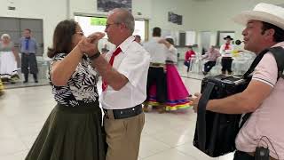 Gabriel Pasa  valsa velha morada baile em Boa Vista da aparecida [upl. by Sharyl]