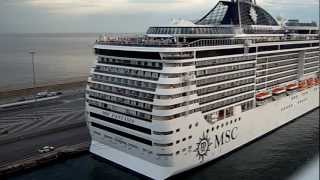 Msc Splendida Msc Fantasia in Barcellona  Best Horn Battle Ever [upl. by Akir]