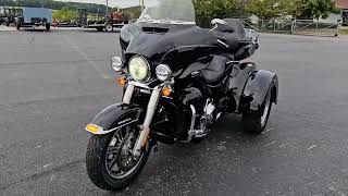 2015 Harley Davidson Tri Glide Ultra walkaround [upl. by Edmead]