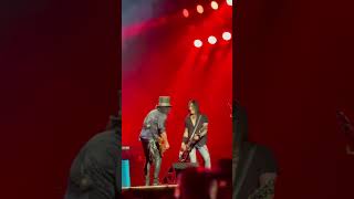 Guns N Roses Slash Live Paris [upl. by Lybis]