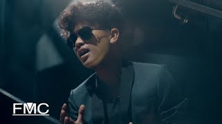 Haqiem Rusli  Tergantung Sepi Official Music Video [upl. by Akanke525]