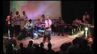 Papa Wemba  Ye Te Oh live [upl. by Anelram]