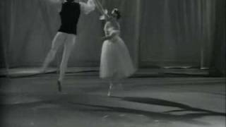 LES SYLPHIDES  Waltz KomlevaVikulov 1969 [upl. by Asilam61]