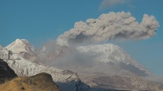 Ash Eruption of Shiveluch Volcano Kamchatka 22 Oct 2013 [upl. by Sayer128]