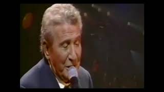 Gilbert BECAUD  Je tappartiens Olympia 1997 Exceptionnelle Version [upl. by Campbell]