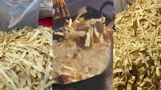 50 Grams 20 Rs Tasting Hotamp Crispy Tapioca Chips in the Marina beach  Best evening Snack [upl. by Nalhsa]