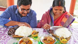 Bengali Lunch Eating ShowRiceDesi Magur Macher JholDakhur Mach BhajaBegun BhajaLatha Macher Tok [upl. by Eldred]