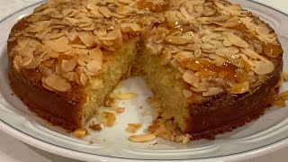 Gâteau fondant aux amandes et noix de coco  cuisine Naya [upl. by Erdnaxela]