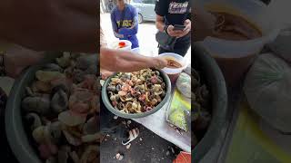 CUMA JUALAN KERUPUK BASKOM SIRAM BUMBU OMSET JUTAAN SEHARI carijajanshorts streetfood kuliner [upl. by Sirtaeb]