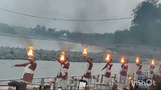 Triveni sangamam where the Ganga the Yamuna and the saraswathi meet in Rishikesh watch Harathi [upl. by Devad568]