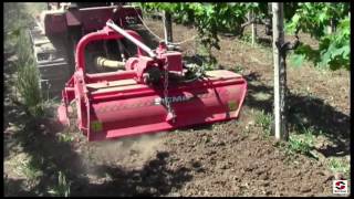 Preparazione terreno nei vigneti della fattoria con zappatrice rotativa SICMA SH Automatica [upl. by Pete]