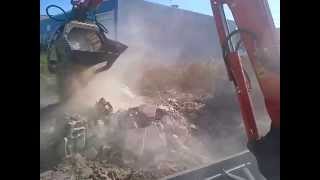 video demo concasseur cribleur mb crusher portes ouvertes trconseil 12 09 13 [upl. by Tudela]