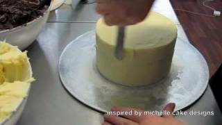 how to ganache a cake with straight sides Part 2 of 3 Inspired by Michelle Cake Designs [upl. by Moffit]