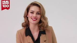 Die mooie Rolene Strauss wens Huisgenoot geluk [upl. by Enoitna349]