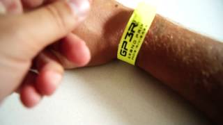 How to remove easily an event wristband event bracelet [upl. by Wit]