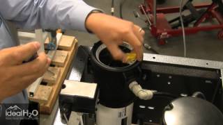 Ideal H2O  Professional Series  Removing the Pressure Vessel End Cap [upl. by Aset251]