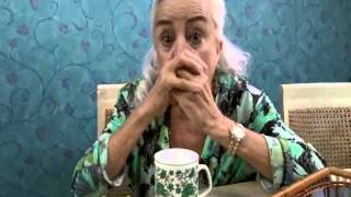 LA IMPRESIONANTE ABUELA QUE HACE BEATBOX SONIDOS CON LA BOCA [upl. by Atsirhc]